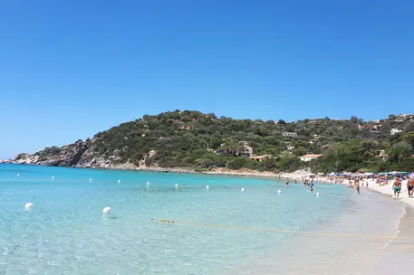 Il mare di Sardegna sempre più caldo (foto Ansa)
