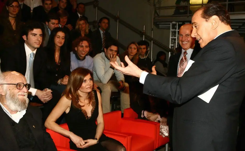 Gabriella Golia insieme a Silvio Berlusconi (Ansa)