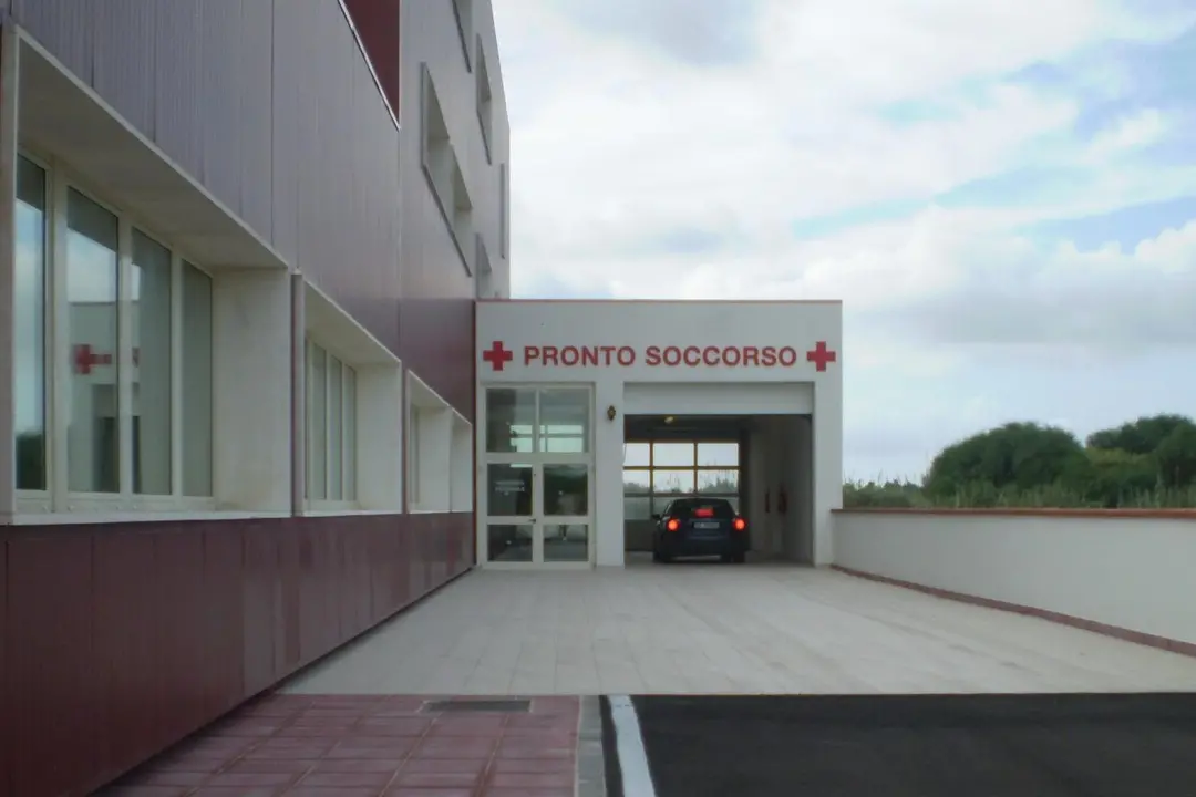 Il pronto soccorso del San Martino di Oristano (foto Ansa)