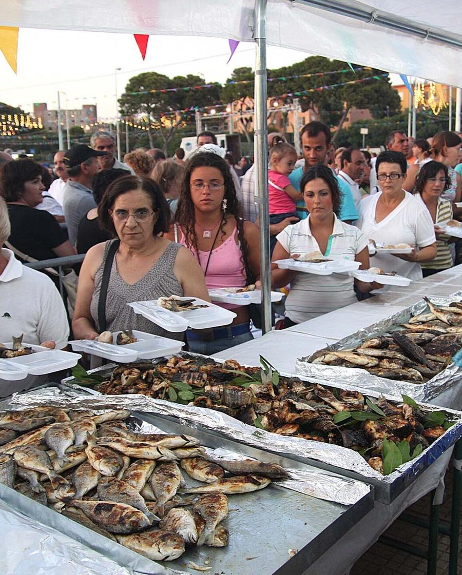 Divieti di transito e sosta per la Sagra del pesce nel weekend
