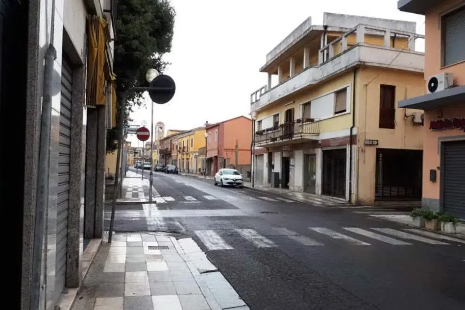 Via Roma, la strada principale di San Gavino Monreale (foto Pittau)