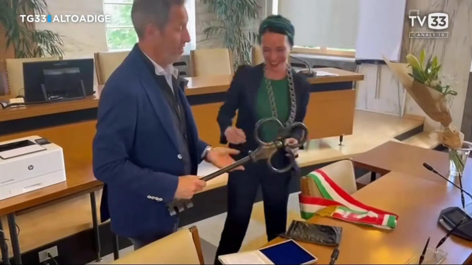 https://immagini.unionesarda.it/version/c:YWVhNDMwNTAtNzQxNC00:YzZjYjk0NWItZDRkZi00/image.webp?f=16:9