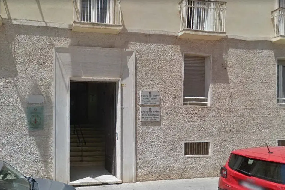 La sede della sezione regionale di controllo della Corte dei Conti a Cagliari (foto Google Maps)