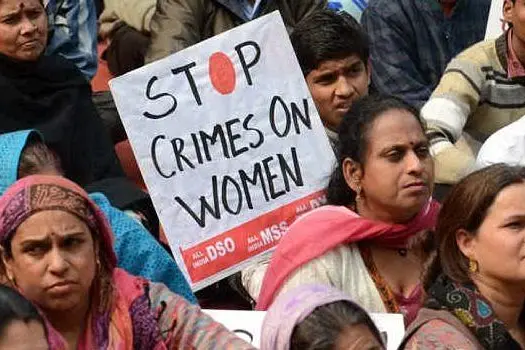 India, una manifestazione contro la violenza sulle donne