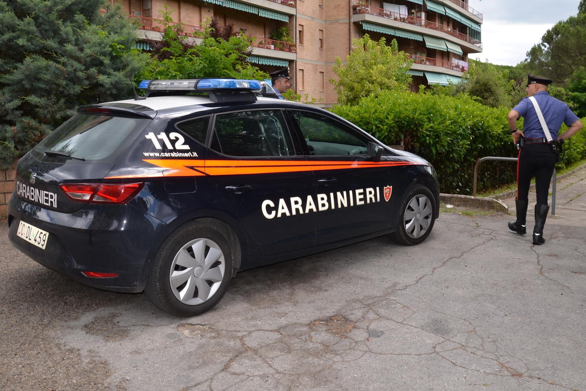 Arrestati per droga a Carbonia (foto Carabinieri)