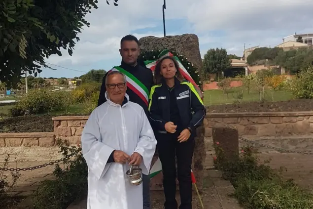 Un momento della cerimonia a Tergu (foto Caria)