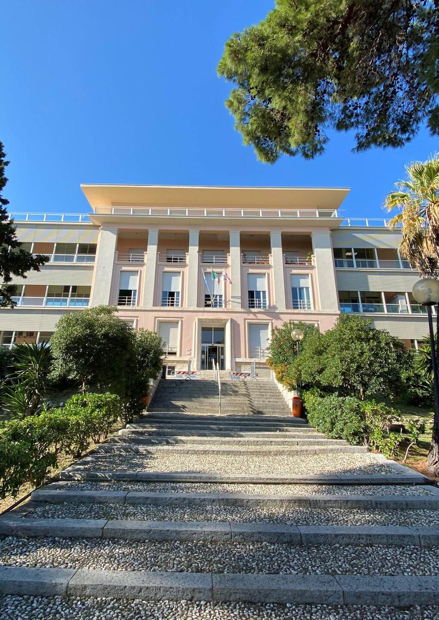 Centro vaccini, la sede è un’incognita