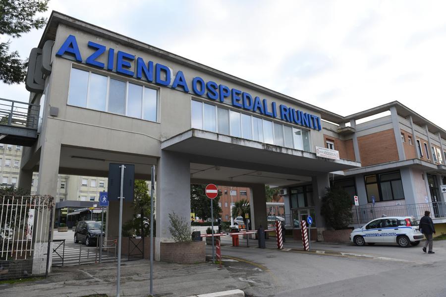 Gare d’appalto manipolate, arrestato il direttore generale dell’ospedale di Foggia