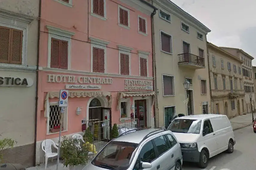 L'hotel Centrale di Loreto (foto da Google maps)