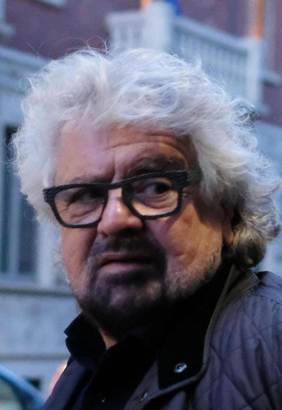 Conte lavora per le primarie Ma Grillo vuole il simbolo M5S