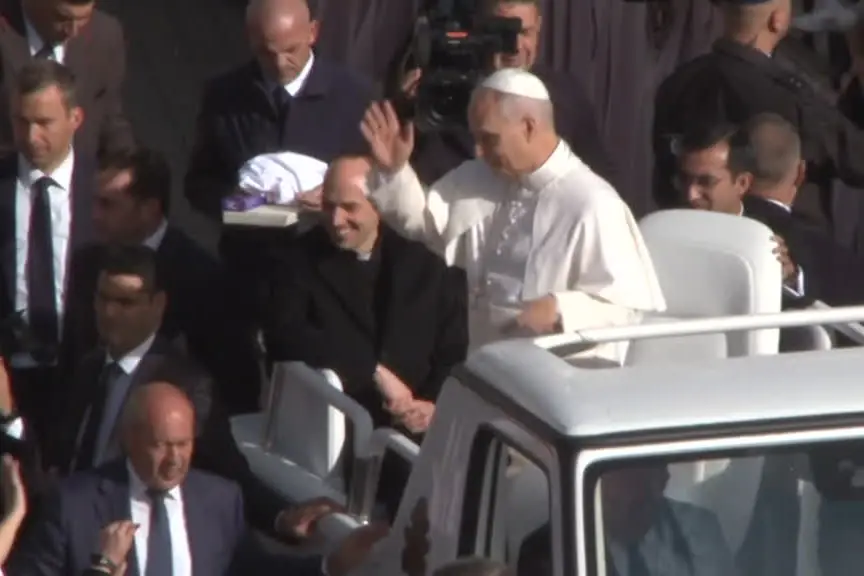 Papa Leone: "La Chiesa non tollera l'antisemitismo, lo combatte"