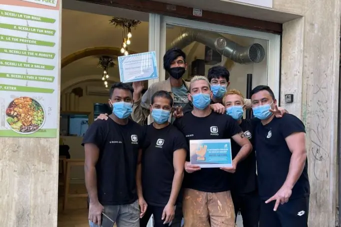 L'attestato al ristorante &quot;Makito Casteddu&quot; (foto ufficio stampa)