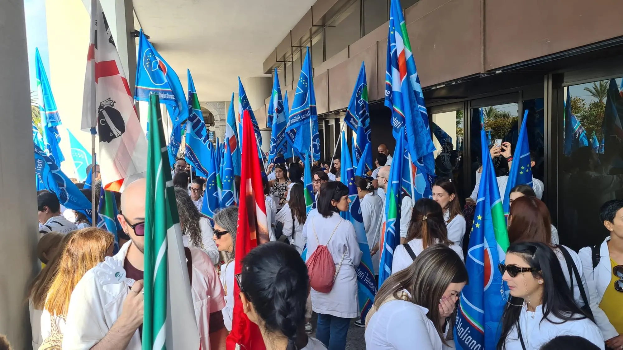 La protesta a Cagliari dei farmacisti sardi (15 -10 - 2025 Fr.Me.)