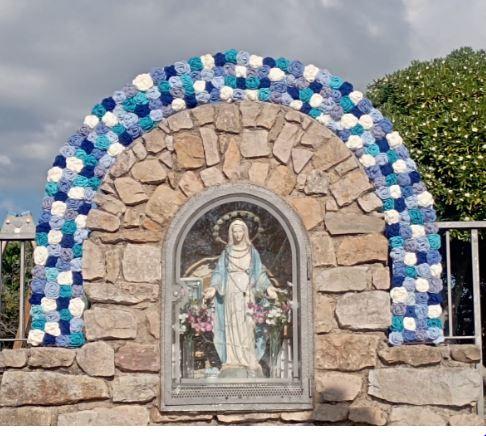 Mese mariano: a Ossi il progetto di decorazione delle rose