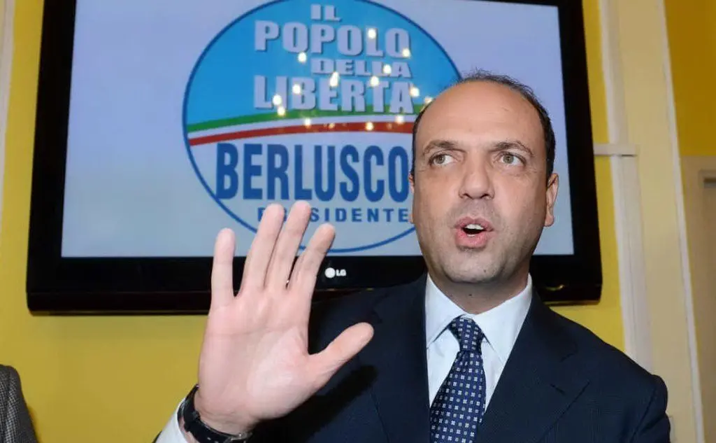 L'allora ministro della Giustizia Angelino Alfano