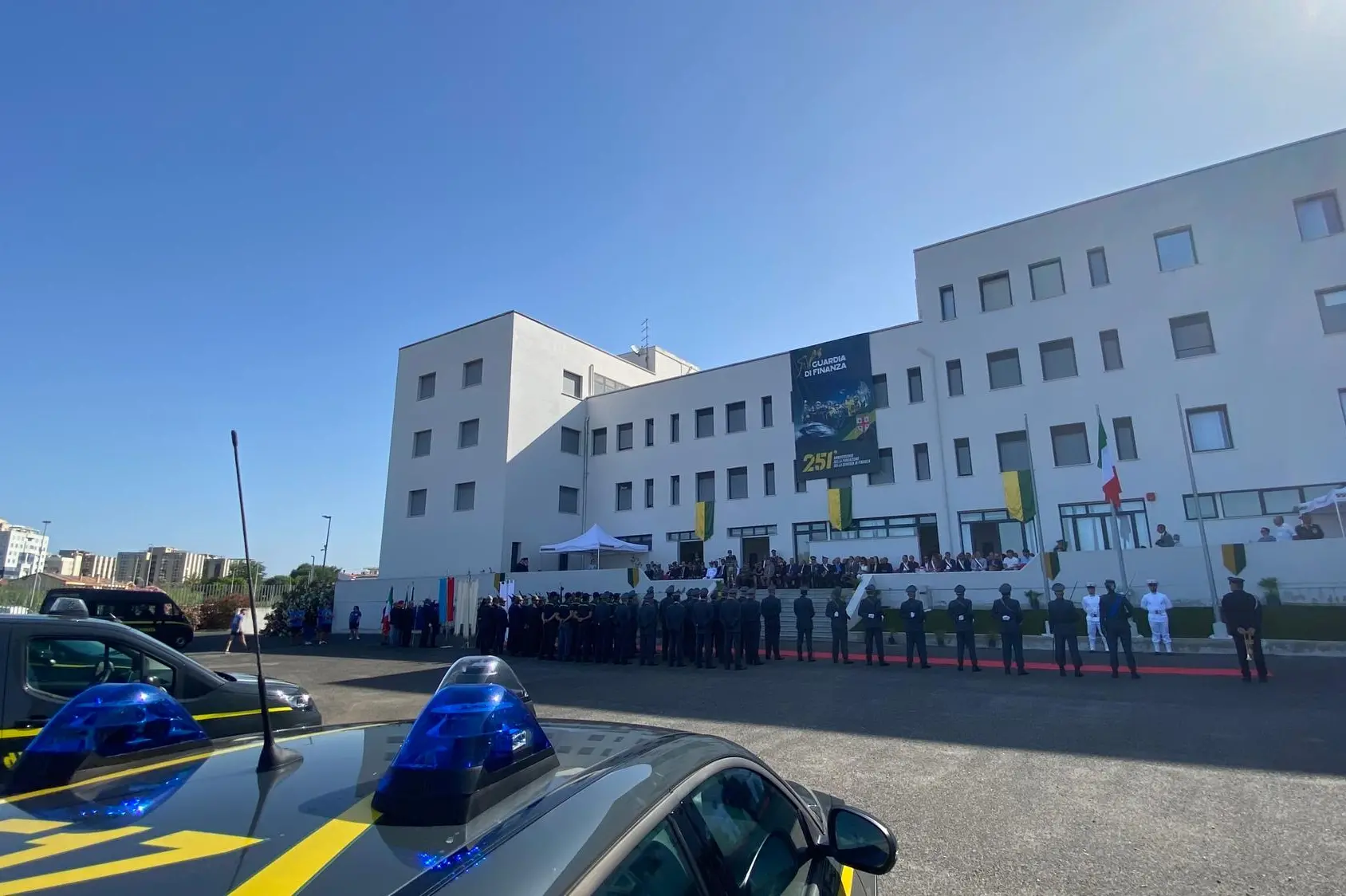 Oristano, la caserma della Guardia di Finanza