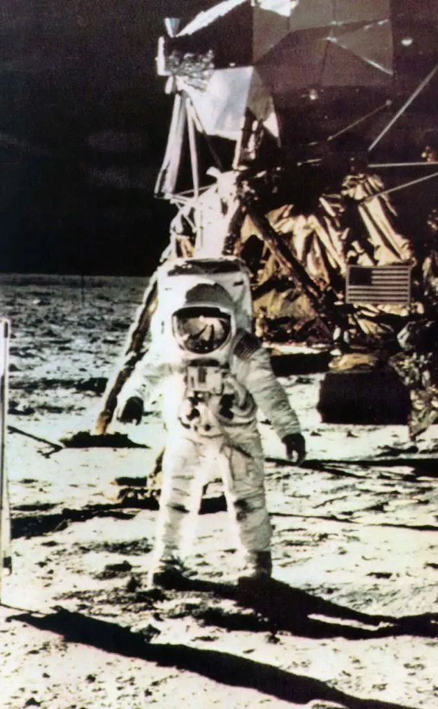 Edwin &quot;Buzz&quot; Aldrin sulla Luna, fotografato da Neil Armstrong
