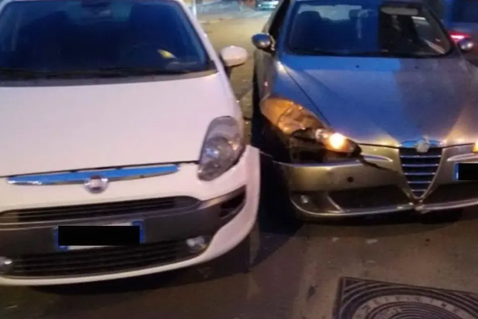 Le auto coinvolte nell'incidente (foto L'Unione Sarda - Pala)
