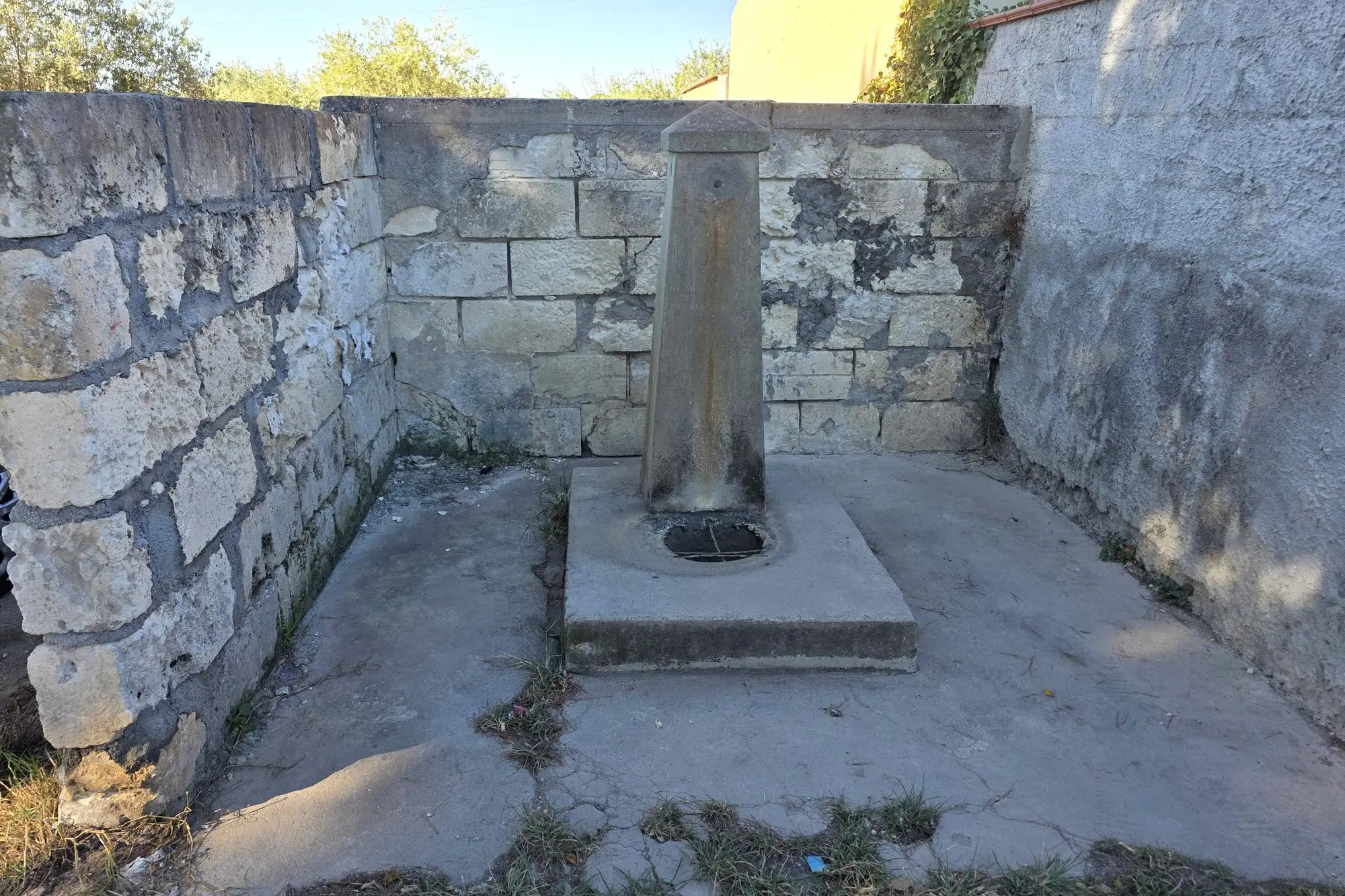 La fontanella di via Zuari