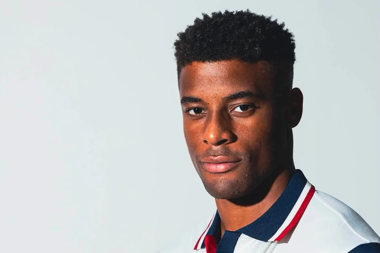 Kevin Carlos con la nuova maglia