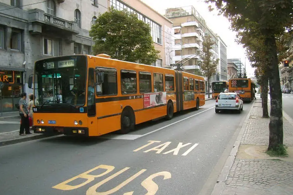 Un autobus della linea 90/91