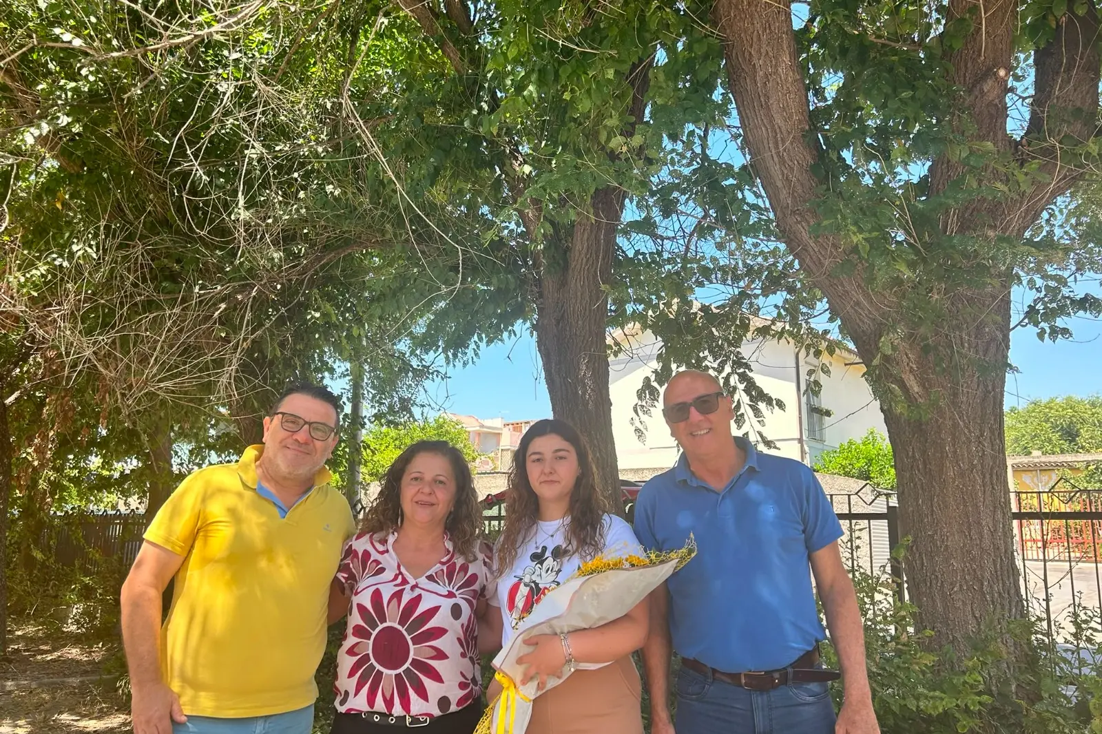 Madre e figlia con i docenti Crobu e Asquer