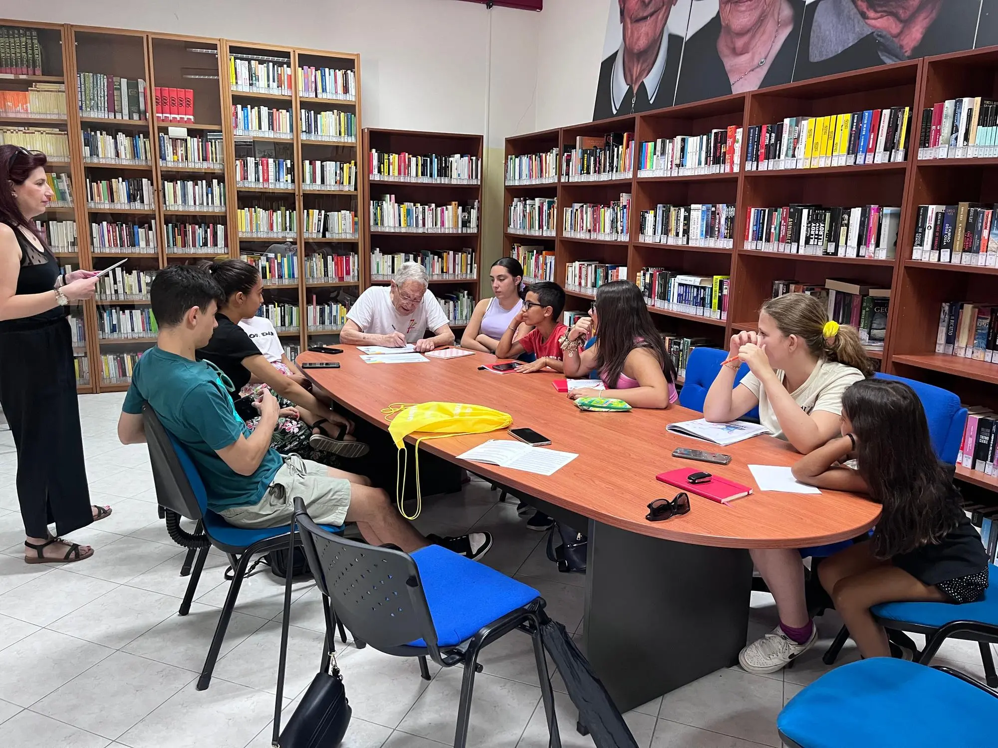 Un momento del corso di giornalismo al festival di Perdasdefogu