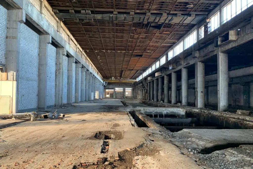 Uno dei manufatti esistenti all'interno dell'ex Cartiera di Arbatax (Secci)