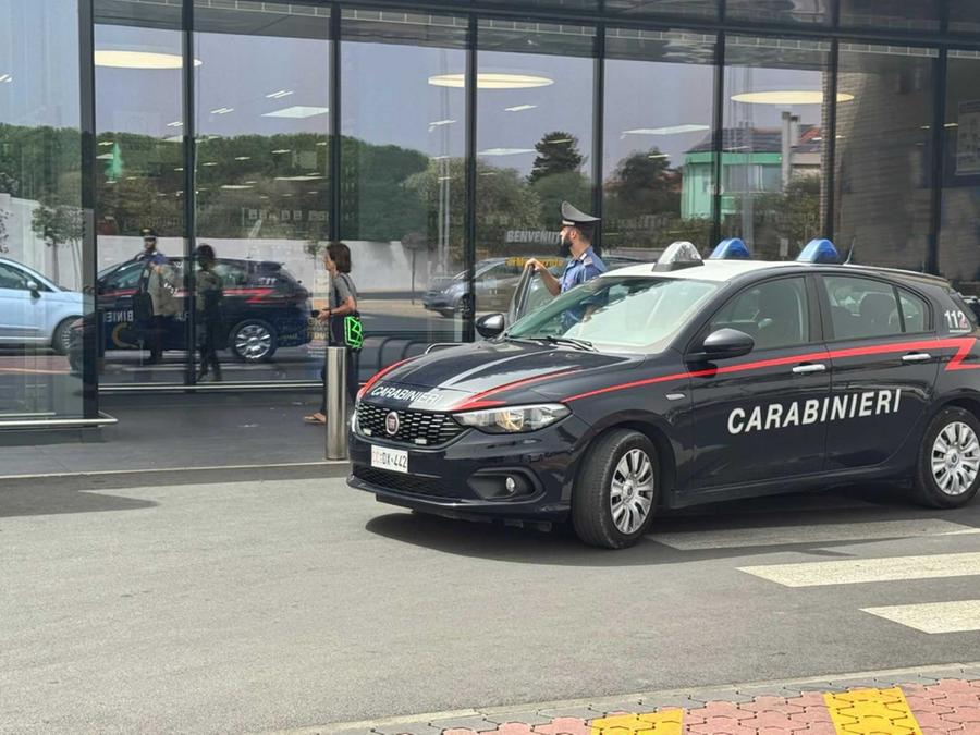 Cagliari, tentata rapina al supermercato: malvivente fermato da un carabiniere libero dal servizio