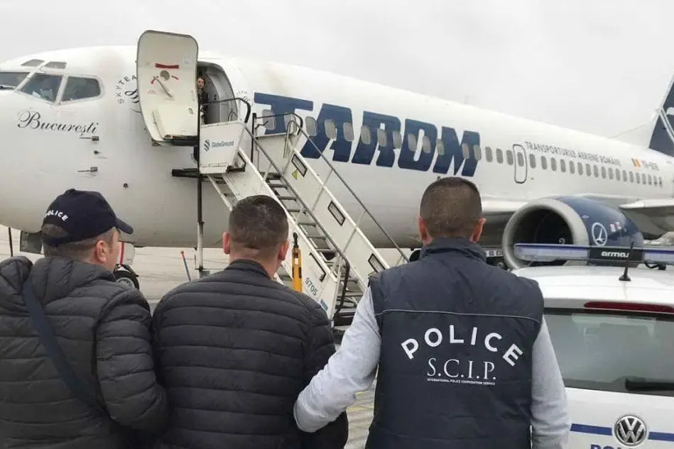 La partenza dalla Romania (foto Polizia di Stato)