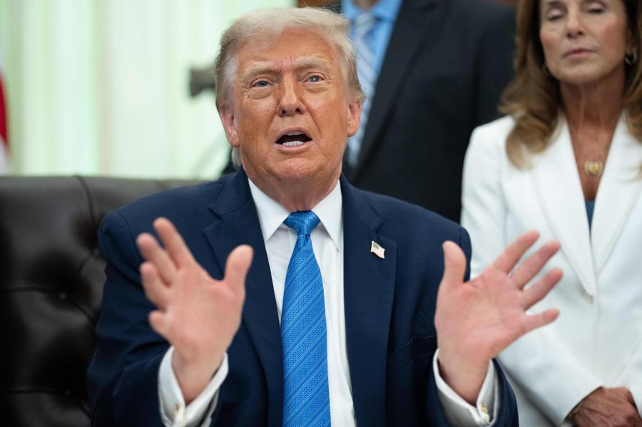 Raid Usa sull'Iran, Trump: «Continuano a prenderci in giro».