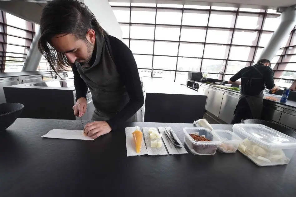 Lo chef Jordan Kahn promuove a Los Angeles il suo "mangiare stravagante"