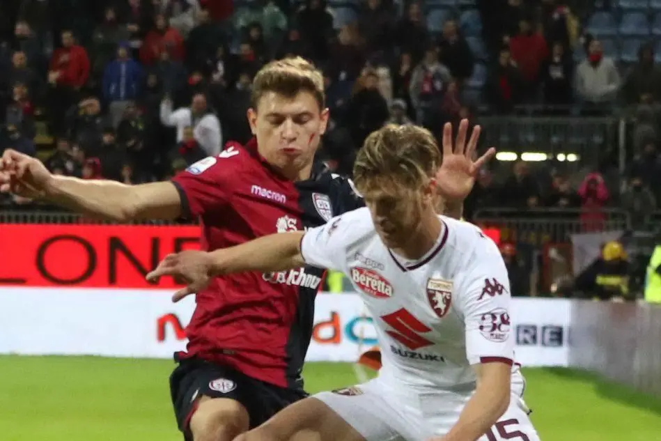 Barella in azione (Ansa)