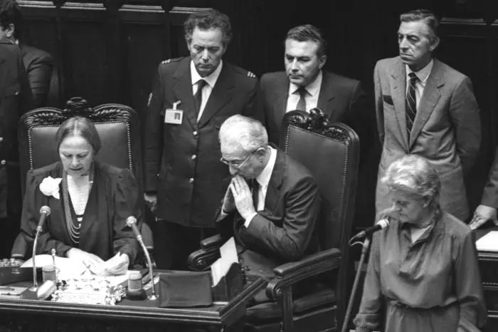 Francesco Cossiga con Nilde Iotti in un'immagine d'archivio. Cossiga venne eletto Presidente della Repubblica il 24 giugno 1985. ANSA/ ARCHIVIO