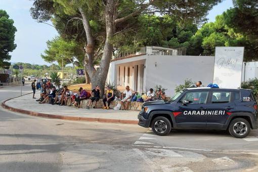 Migranti sbarcano nel Sulcis, rintracciati dai carabinieri