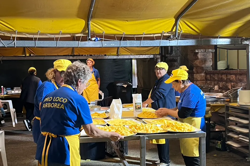 La sagra della polenta ad Arborea (foto Sara Pinna)