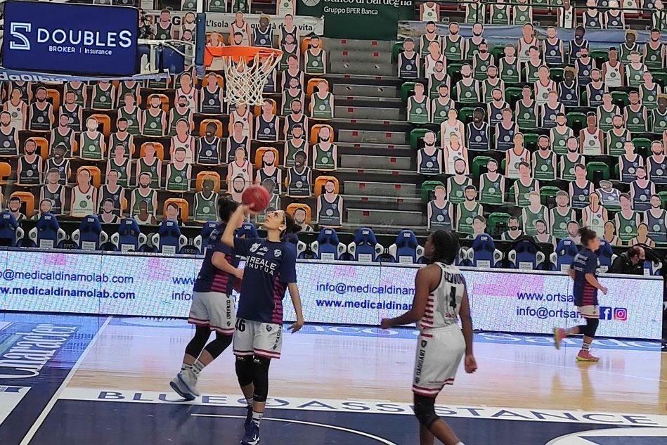 Basket femminile: la Dinamo ospita le campionesse d'Italia della Famila Schio