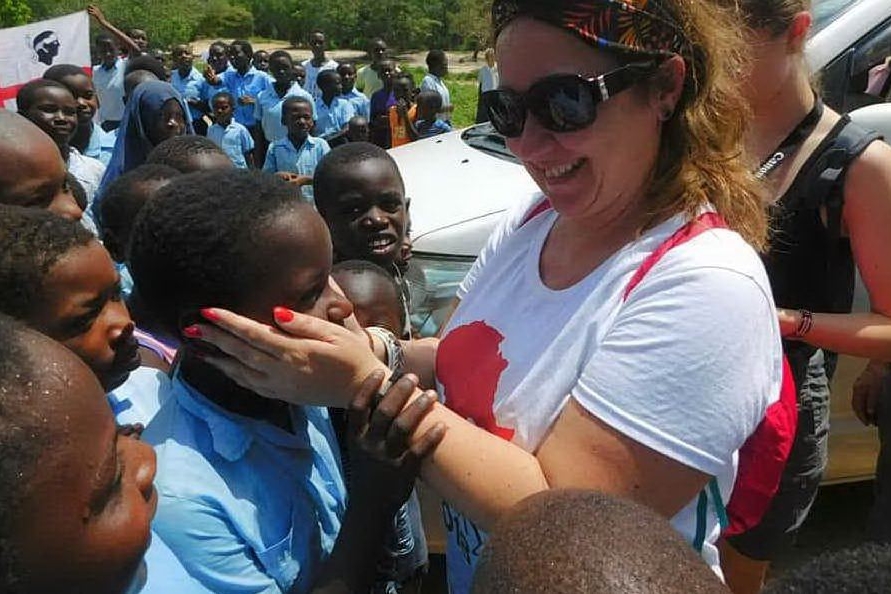 Abbasanta-Africa: una nuova scuola in Kenya grazie a 3 volontarie