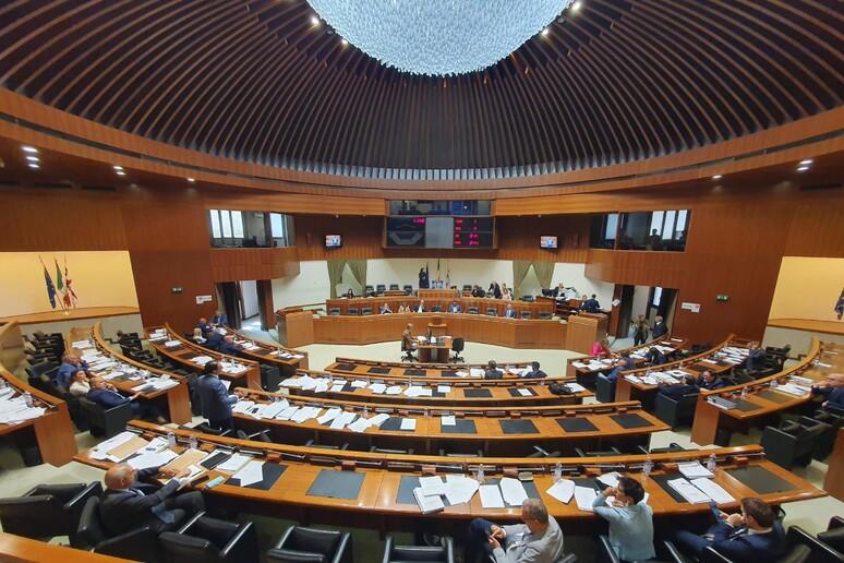 Energia, la Pratobello in aula la settimana prossima. Stallo sulla presidenza della commissione speciale