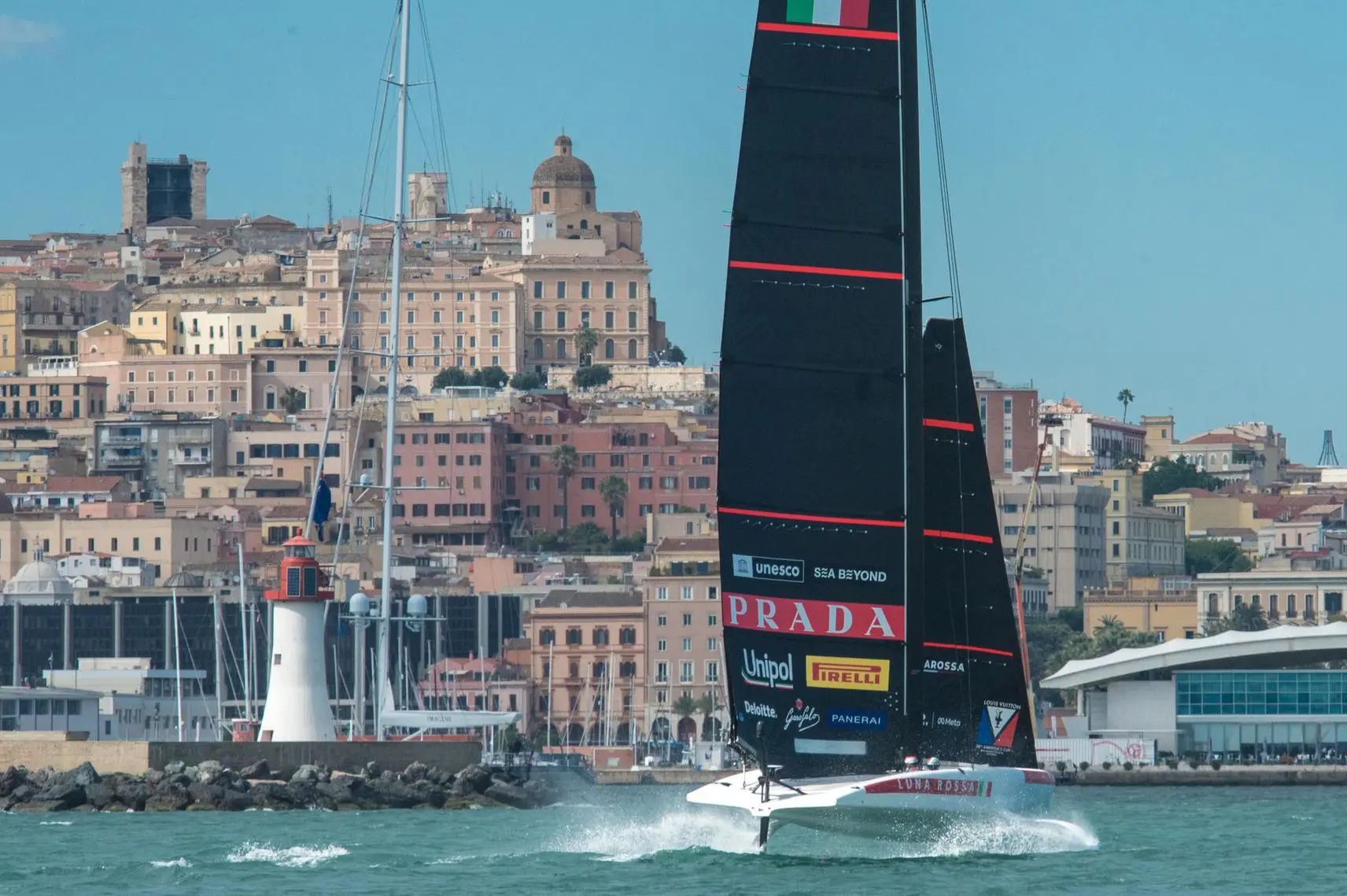 Luna Rossa (ANSA/FRANCESCO NONNOI)