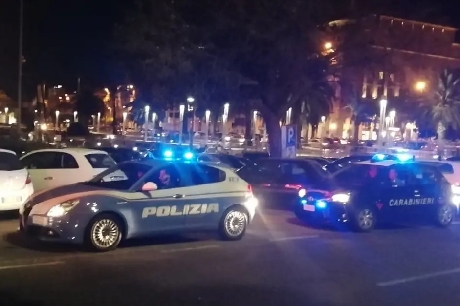 La polizia nel centro storico