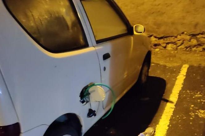 Sassari, danneggiate decine di auto nel centro storico