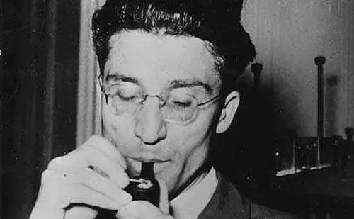 #AccaddeOggi: 27 agosto 1950, Cesare Pavese si toglie la vita