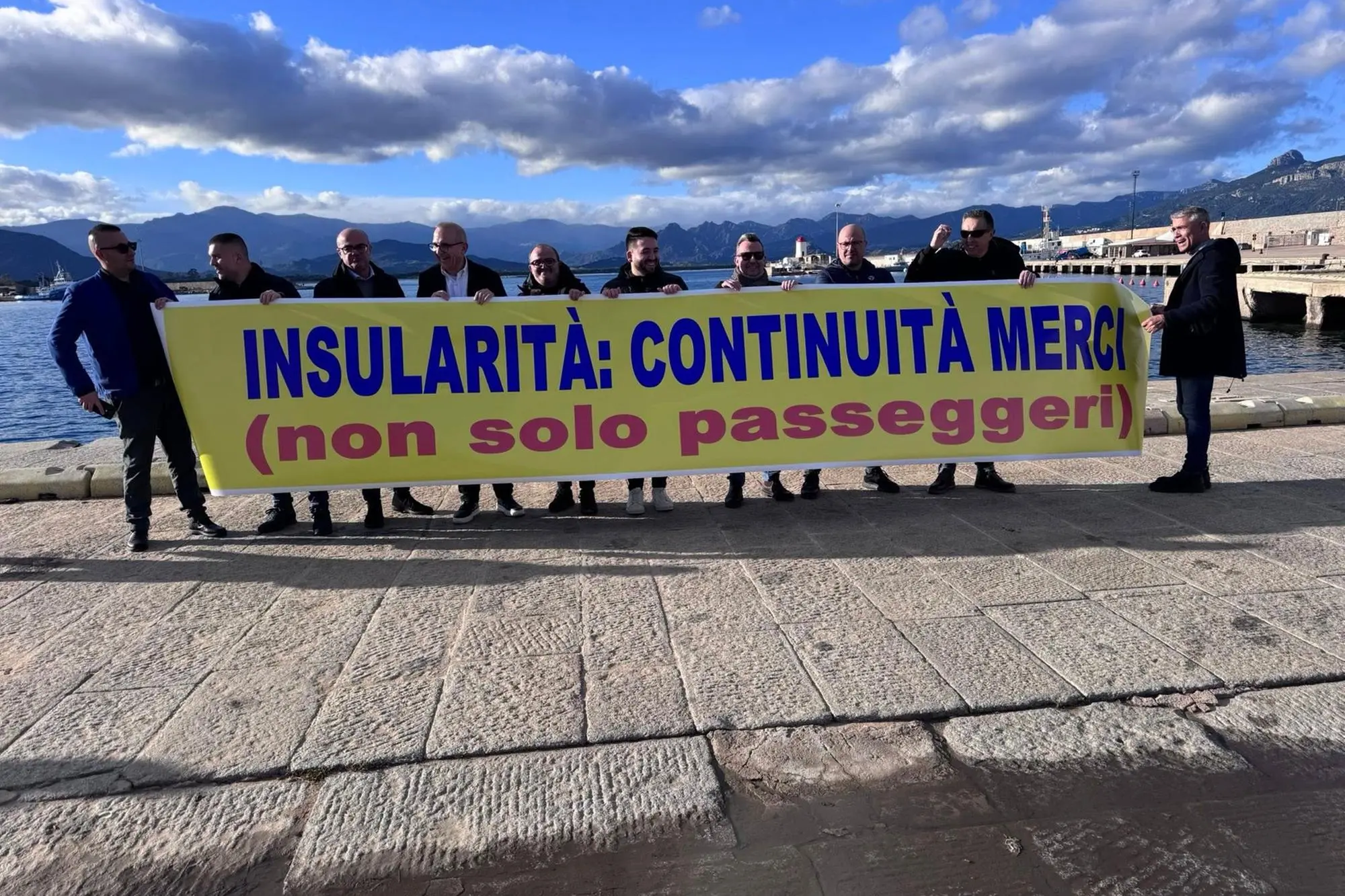 Una delle manifestazioni dei Riformatori per la continuità delle merci