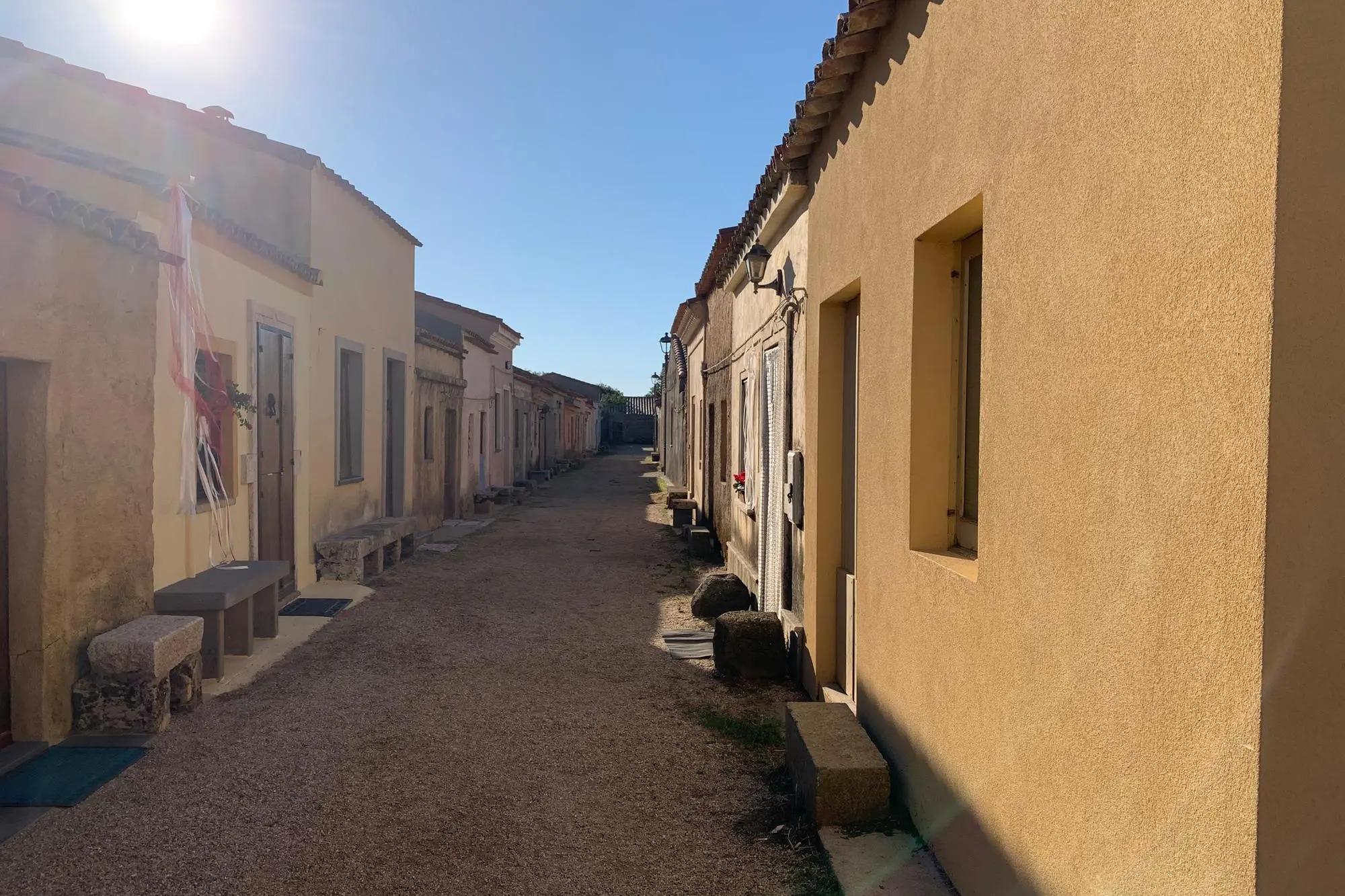 Il villaggio di San Salvatore (foto Sara Pinna)