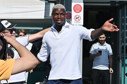 New Juventus' player Paul Pogba arrives at the J Medical center to undergo medical tests, in Turin, Italy, 09 July 2022. ANSA/ALESSANDRO DI MARCO