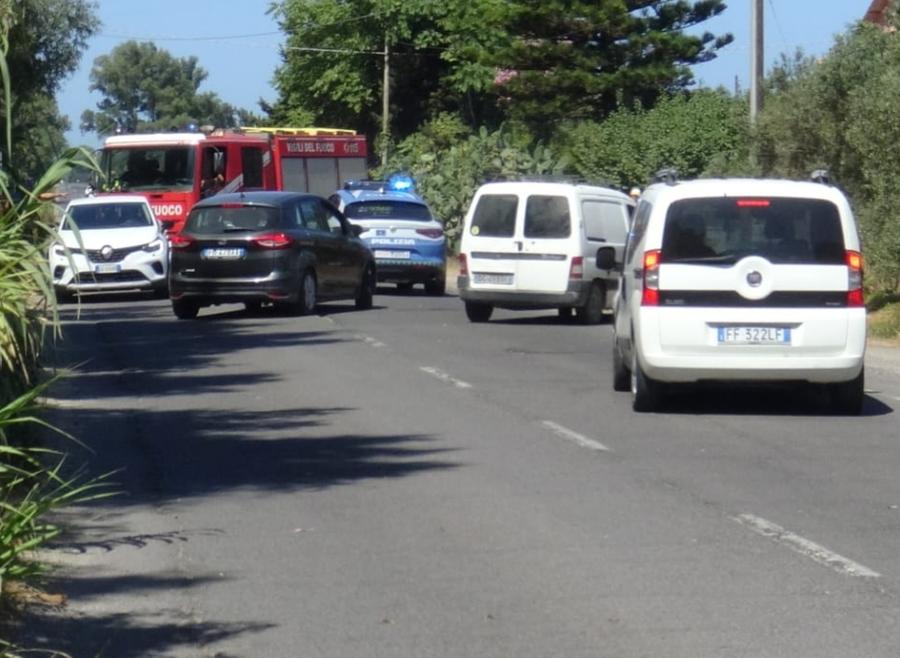 Scontro col trattore, motociclista ferita