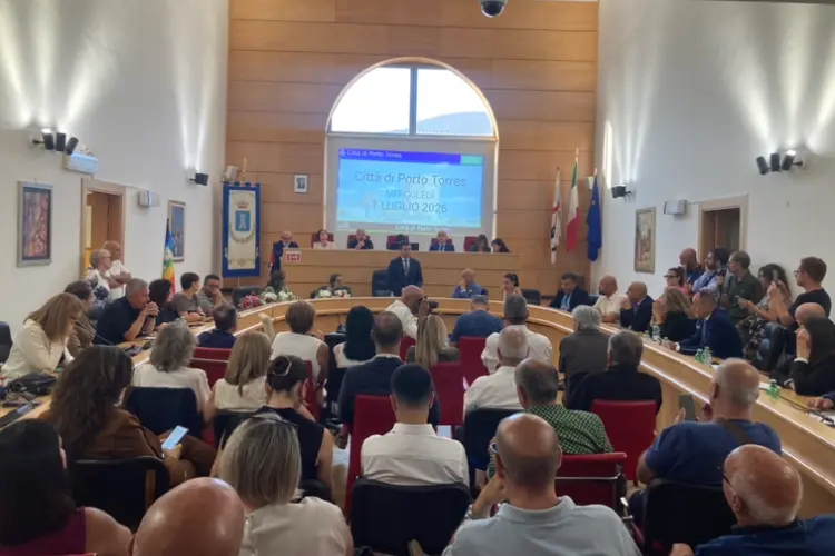 insediamento Consiglio comunale a Porto Torres (foto Pala)