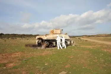 Un vecchio carro armato abbandonato a Quirra