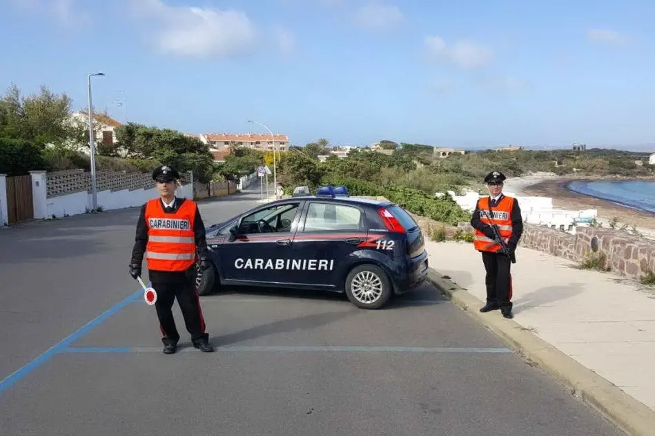 Carabinieri a Calasetta